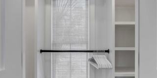 690 Pelzer Drive Gallery 45