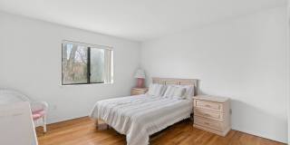 50 Gull Road Gallery 12