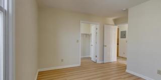 11 ISABELLA AVE Gallery 7