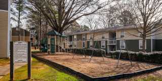 Lake House at Martin's Landing Gallery 77