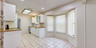 REMODELED 3 BEDROOM 2 BATH ALL TILE HOUSE!!! Gallery 16