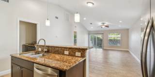 2321 W Beach St- Available 6/5/26 Gallery 13