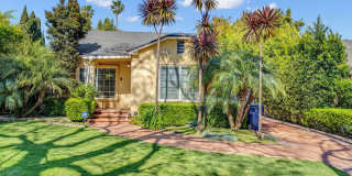 1906 Veteran Avenue Gallery 1