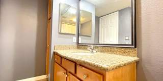 1BR Condo with Private Balcony, Central A/C & Community Amenities in Corona Gallery 30