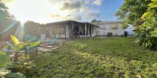 7000 SW 11th Street Gallery 52
