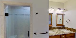 Custom 4 BD/2.5 BA Home with Community Pool, Water Access and Day Dock! Gallery 23