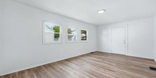New 3 bedroom listing! Gallery 11