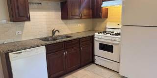 4950 North Christiana Avenue - Garden Gallery 8