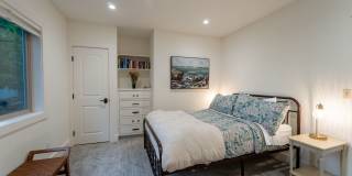 Forest Avenue Hideaway Gallery 35