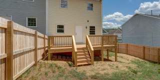 Completely Renovated 3 Bedroom Belmont Townhome Available Now! Gallery 22