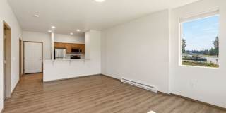 1123 E Hastings Gallery 15