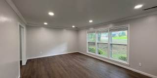 Spacious Living in a Great Location Gallery 5