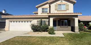 Lancaster 5 Bed + 3 Bath! Available Now Gallery 1