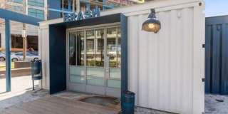 LIKE NEW IN PARK VUE! Townhome located across from Westside Park in Atlanta! MUST SEE! Gallery 39
