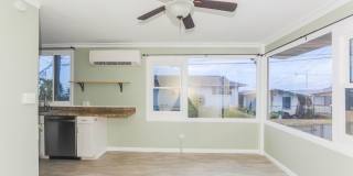 2 Bedroom, 1 Bathroom, 2 Parking Home with Solar Panels + A/C! Gallery 5