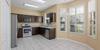 5 Bedroom Single Family Home in Orlando Gallery 3