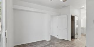 Silverado Ranch 1 story 2 bedroom, 2 bathroom house Gallery 13