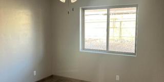 2425 Cloverlawn Dr Gallery 11