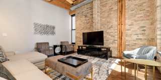 154 W Hubbard Street Gallery 6