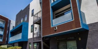 Glo Las Vegas Gallery 21