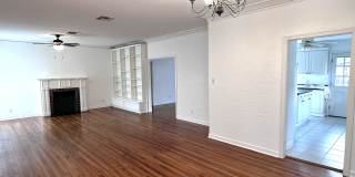 213 Doddridge Street Gallery 1