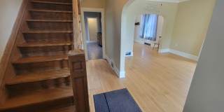 AVAILABLE AUGUST - 3 BED 1 BATH Home! Gallery 5