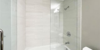 901 Wentworth Court Gallery 19