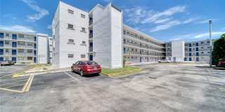 14140 SW 84th St Gallery 1