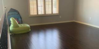 2219 E Wisteria Drive Gallery 18