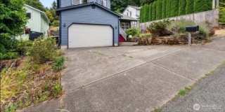 Charming 3BR House in Tumwater Gallery 1