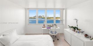1 Grove Isle Dr Gallery 26