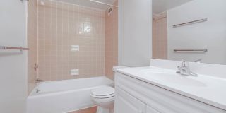 3003 Van Ness Gallery 76
