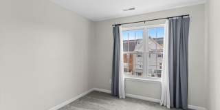 45426 Clarkes Crossing Square Gallery 37