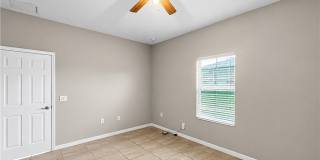1322 Trafalgar Parkway Gallery 23
