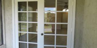 2br/2ba Duplex with Lakeview Gallery 8