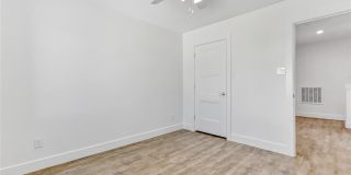 3060 W Crawford Street Gallery 24