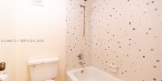 430 Commodore Dr Gallery 20