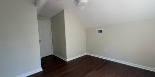 212 Goshen Gallery 14