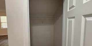 1708 Aden Lane Gallery 8