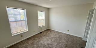 3389 Northside Dr Gallery 8