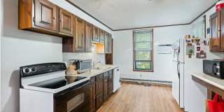 2BR Duplex w/ In-Unit Laundry, Off-Street Parking – Walk to Downtown Ballston Spa Gallery 8