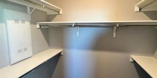 Del Valle Sundance Crossing / 4 bedrooms, 2 baths, 1 story home / Like New built 2021 / Refrigerator, Washer & Dryer Gallery 16