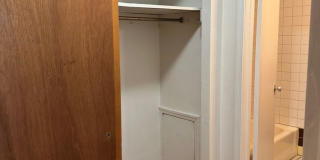 5424 Fifth Avenue Gallery 178