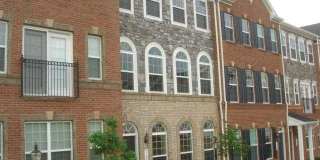 1709 TAYMOUNT Terrace NE Gallery 1