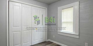 220 East Render Street Gallery 10