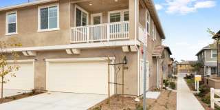 Village at Los Carneros 3 bed/ 2 bath Condo with 2-car garage and AC! Gallery 1