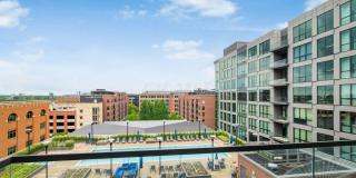 250 W Spring Street Gallery 21