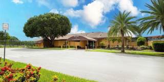 13250 SW 7th Ct Gallery 38