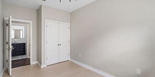 Temple Apartments Gallery 143