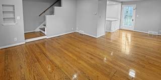 3746 Brewster Street Gallery 16